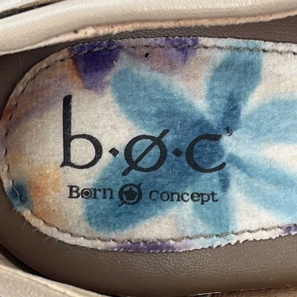Born Concepts BOC Ballet Flats Womens 7 M Leather Nude‎ Beige Tan 3D Flower